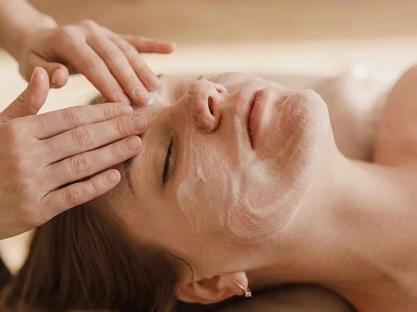 HydroPeptide hydroglow facial